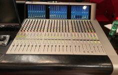 Avid System 5